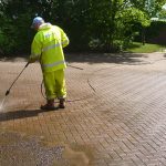 high-pressure-cleaning-driveway